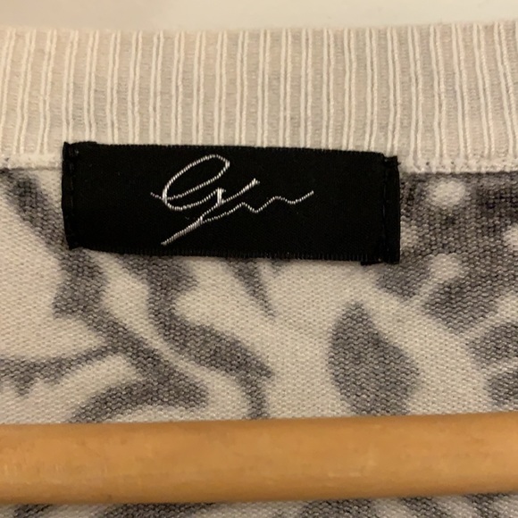 Elegant cardigan - Picture 2 of 5